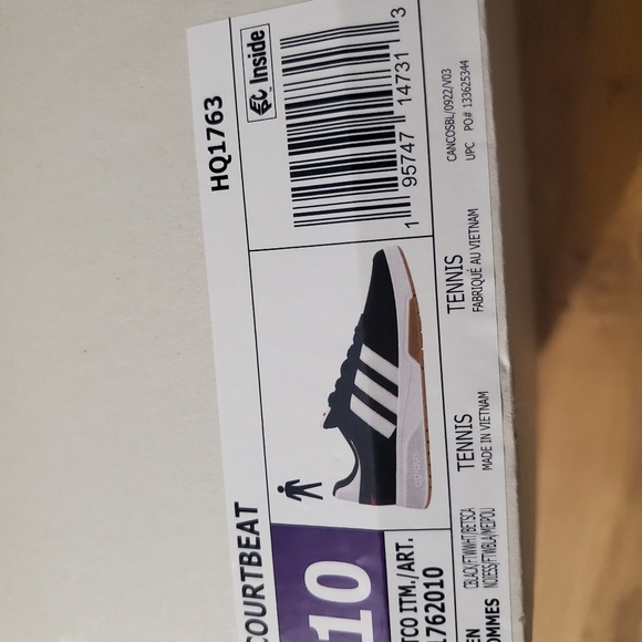 Adidas runners size 10 - Picture 4 of 4
